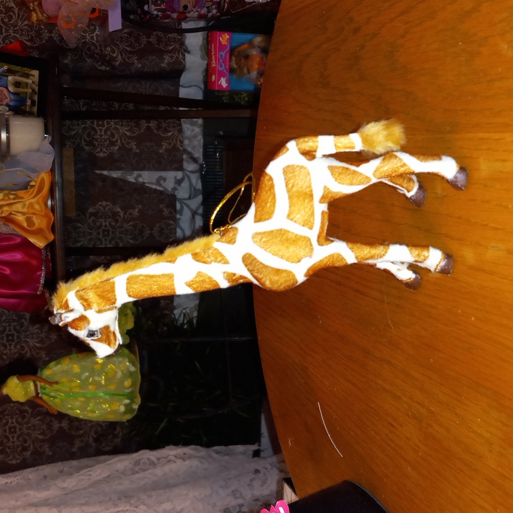 8" faux fur giraffe diorama barbie size figure
